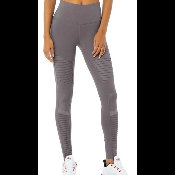 NWOT Alo Motto purple dusk high waste 5in band leggings - Picture 1 of 6